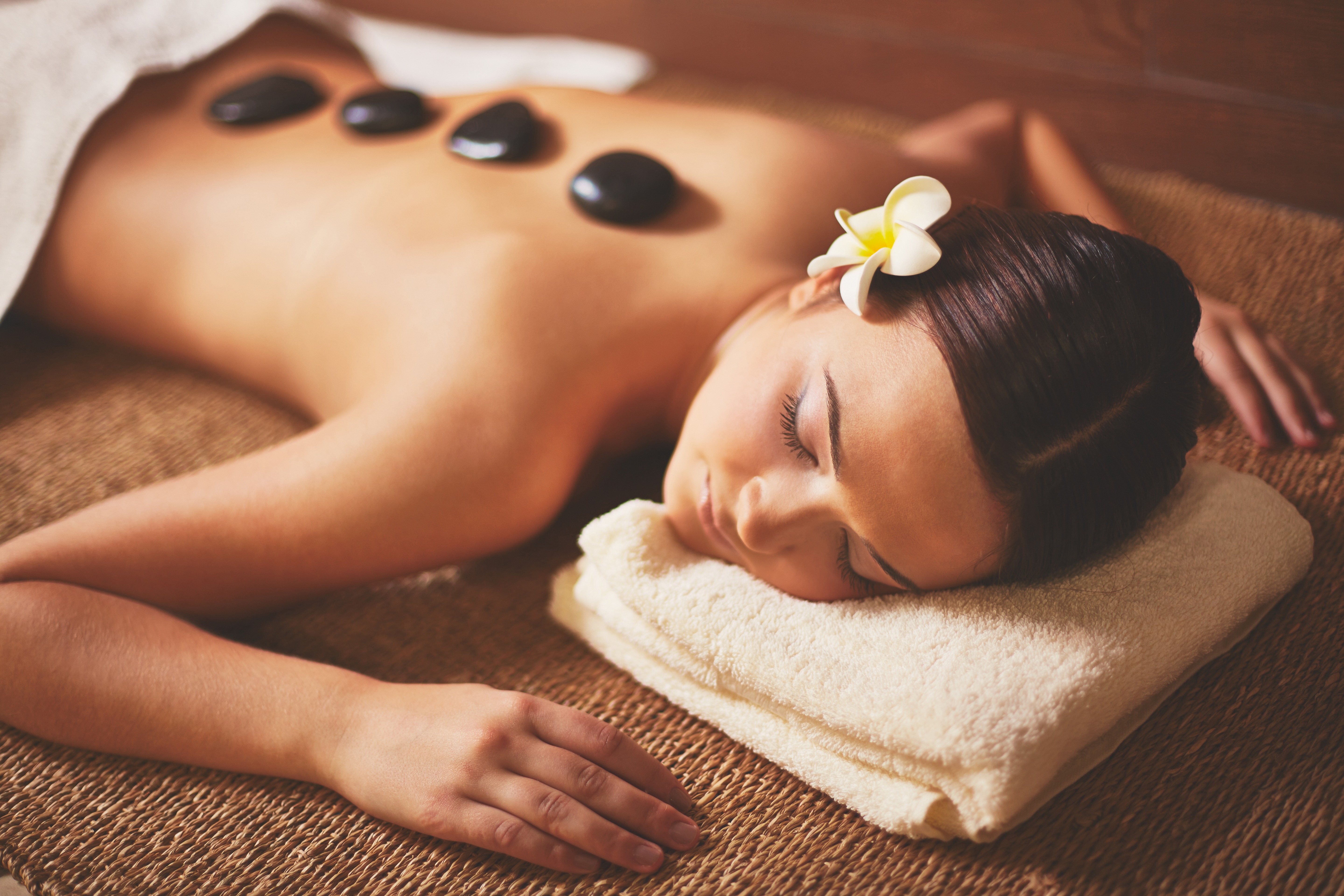 Hot Stone Full Body Massage & Therapy